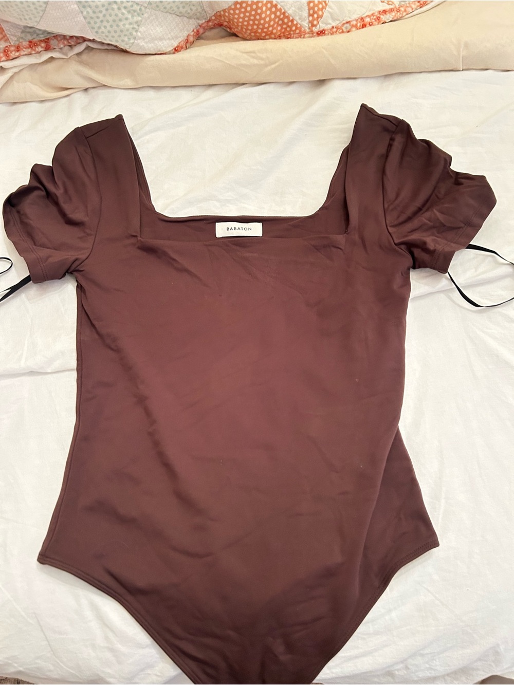 Babaton Brown Square-Neck Puff Sleeve Bodysuit